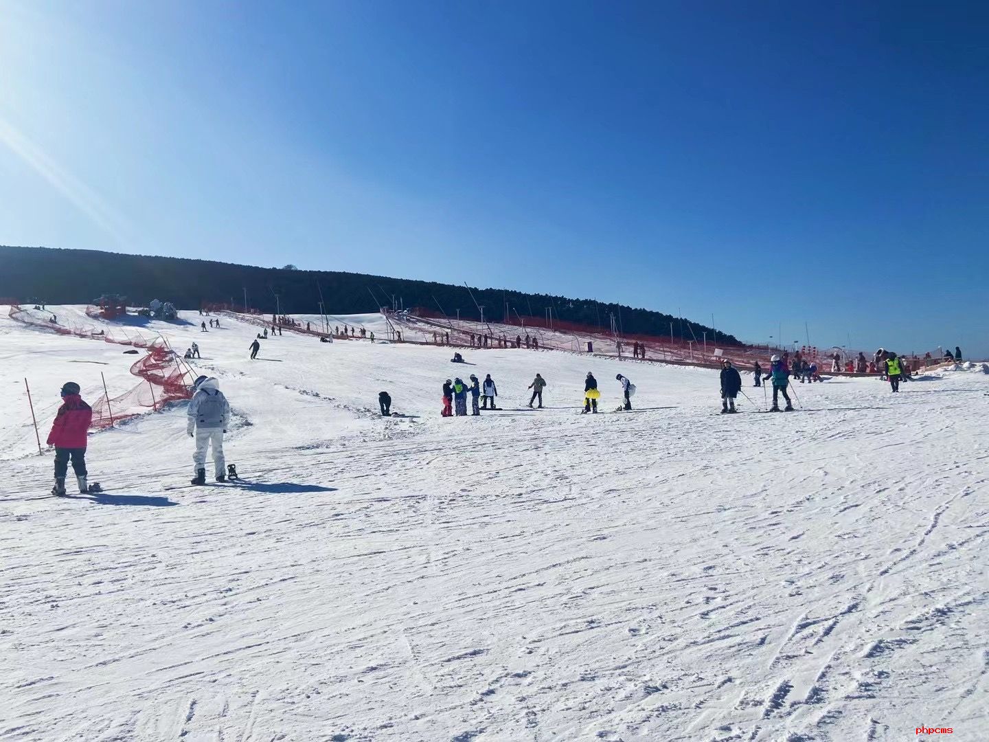 金山岭滑雪场在河北省承德市滦平县正式揭幕