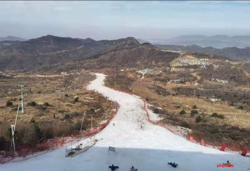 提供家门口冰雪运动场所 北京石景山区启动冬奥城市文化广场