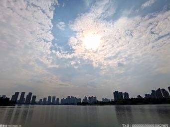 安徽55个县市发布高温预警信号 最高气温达40℃